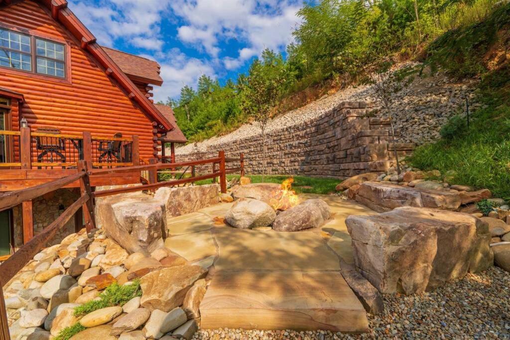 Roaring Fork Lodge Gatlinburg Exteriör bild
